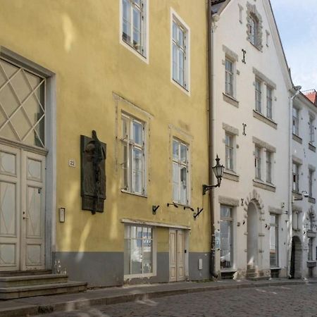 Spacious Studio Apartment In The Heart Of Old Town Tallinn Eksteriør billede